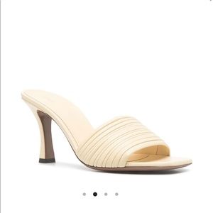 🤍 Neous Leather Mules - NEW WITH DUST BAG & BOX